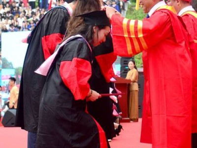 毕业论文，西南政法大学法律人的成年礼